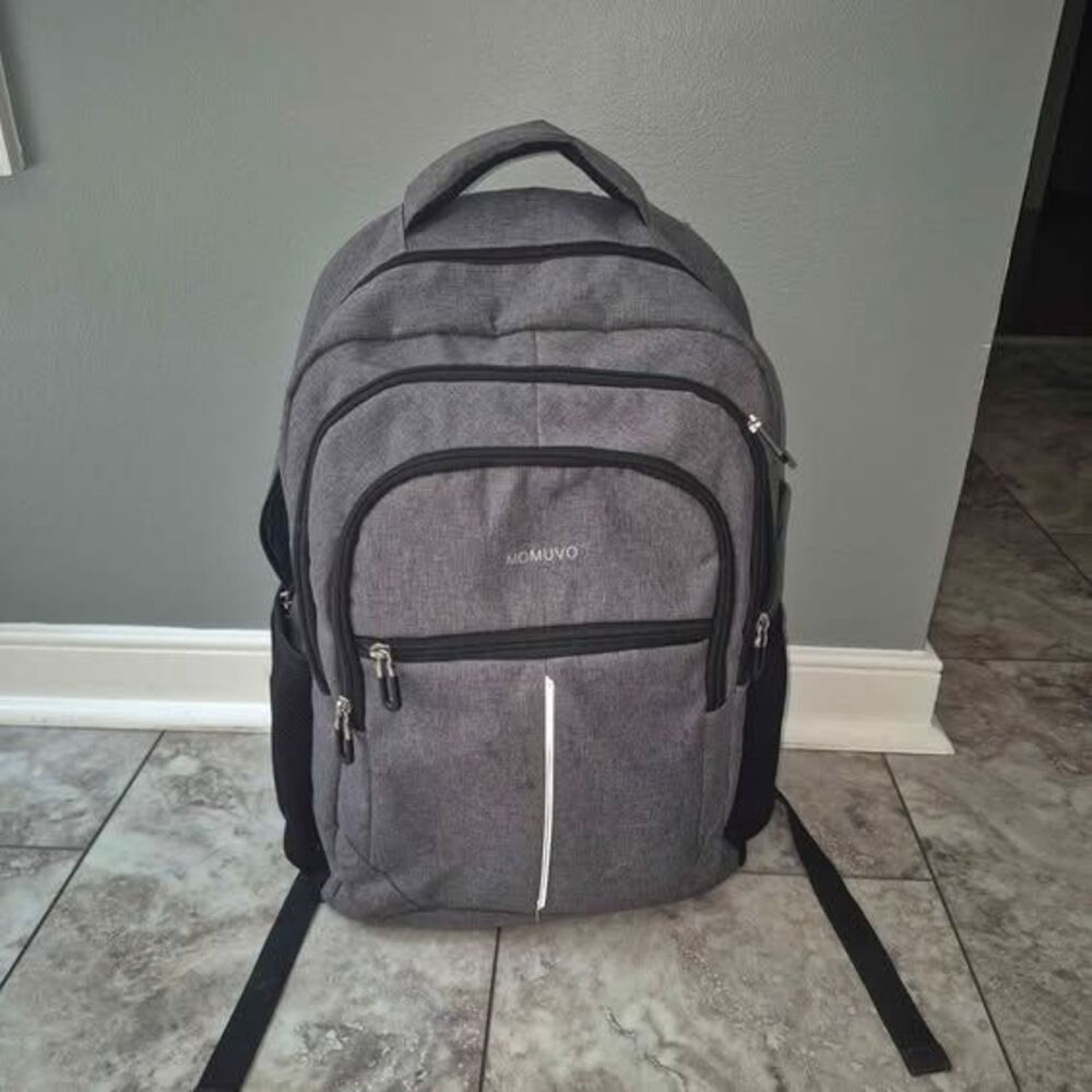 MOMUVO Gray Laptop Backpack